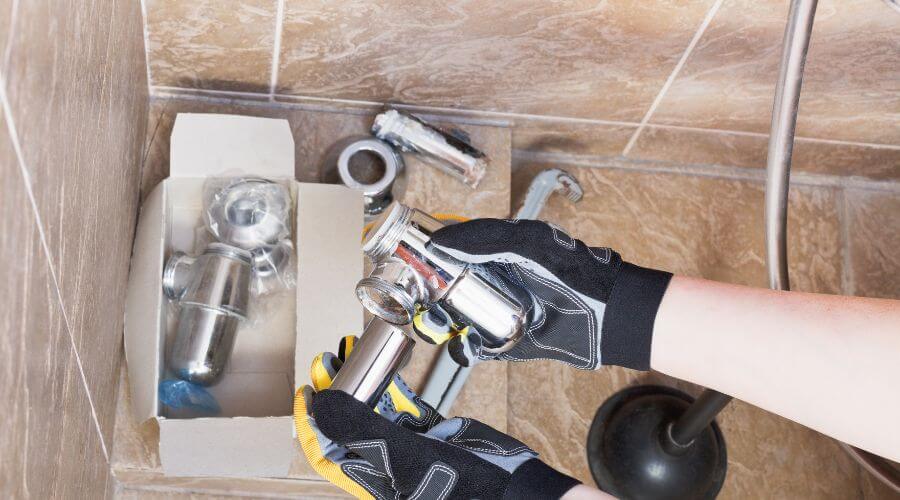 Professional gutter cleaning in Rosedale, IN